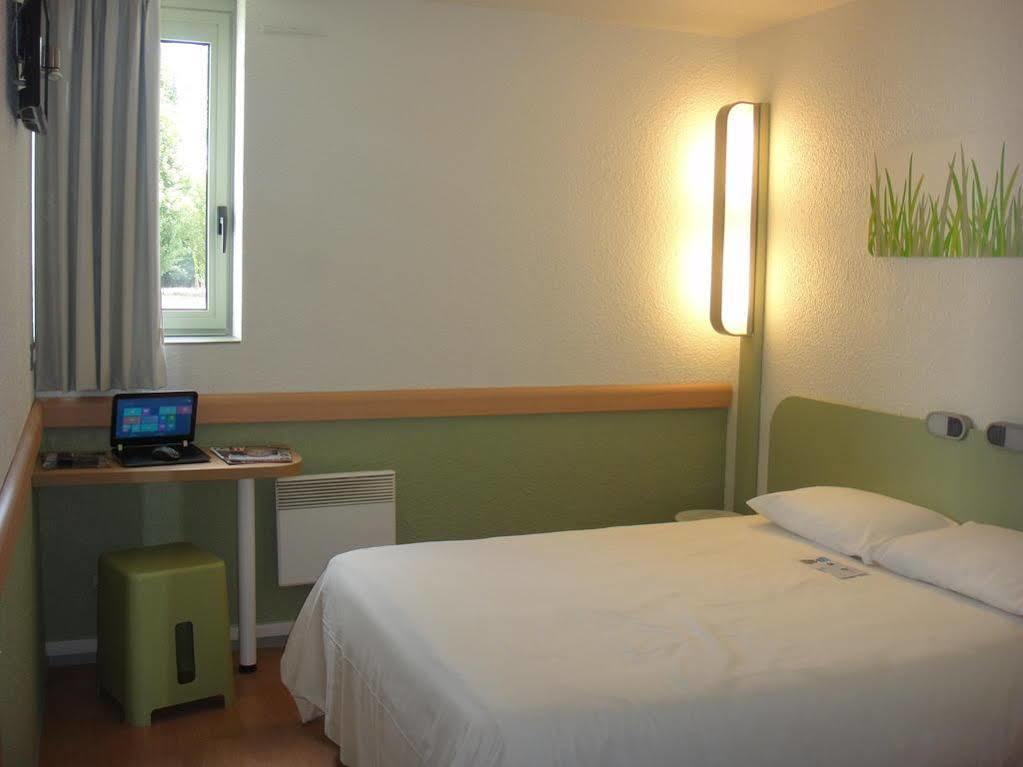 ibis budget Châtellerault Nord Eksteriør bilde