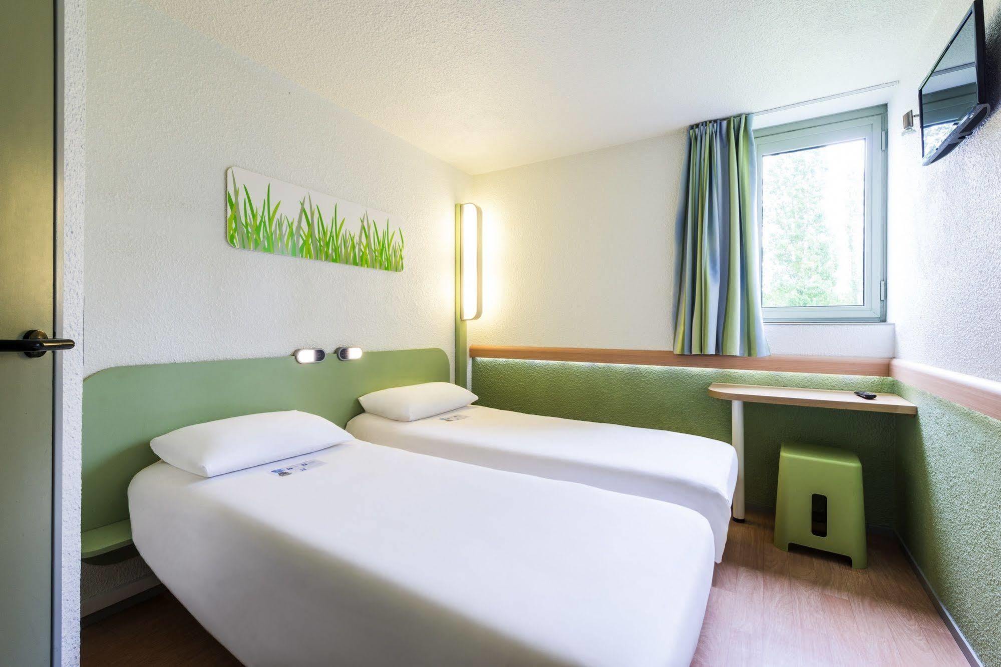 ibis budget Châtellerault Nord Eksteriør bilde