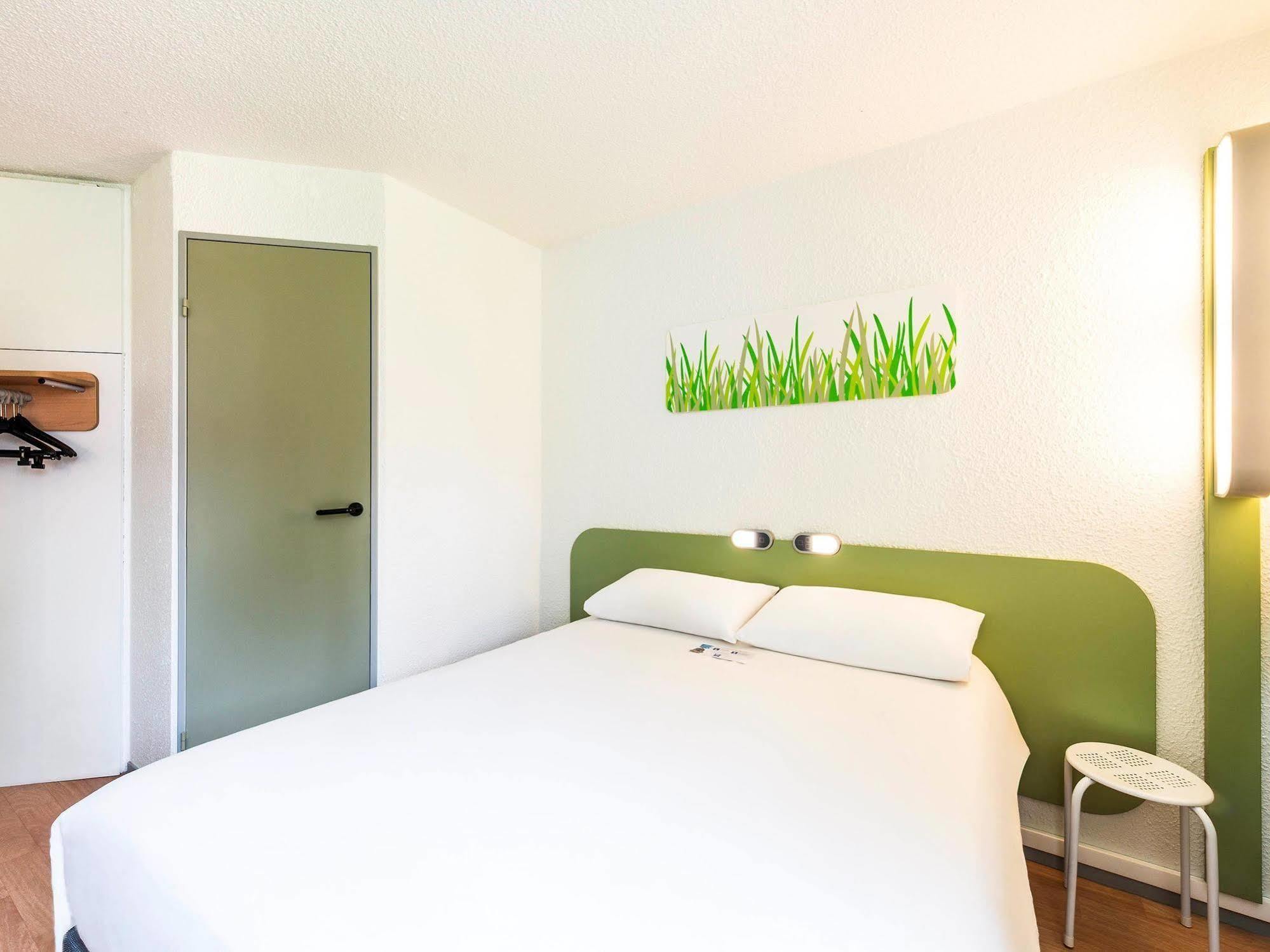 ibis budget Châtellerault Nord Eksteriør bilde