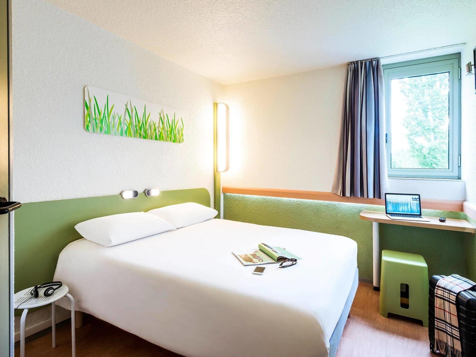 ibis budget Châtellerault Nord Eksteriør bilde
